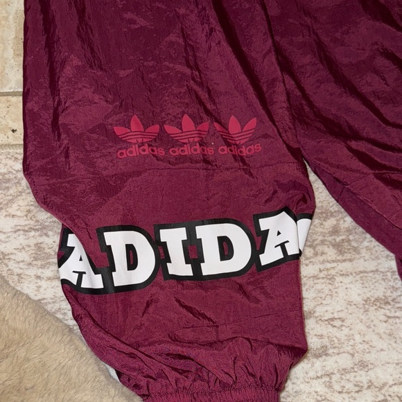 ADIDAS originals maroon red Sweatpants Relaxed cuffed Joggers size small - Picture 7 of 8